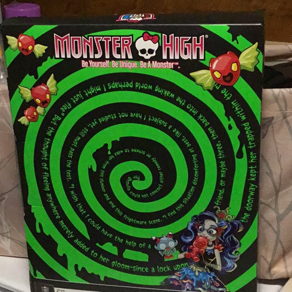 Monster High Sweet Screams Ghoulia Yelps new - Picture 3 of 5